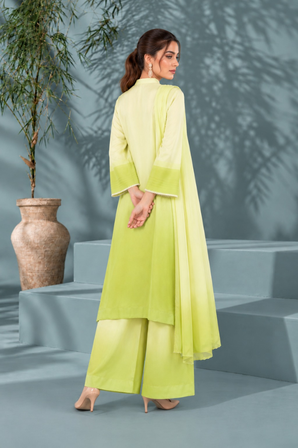 LIVIA - LC-LVA-9027