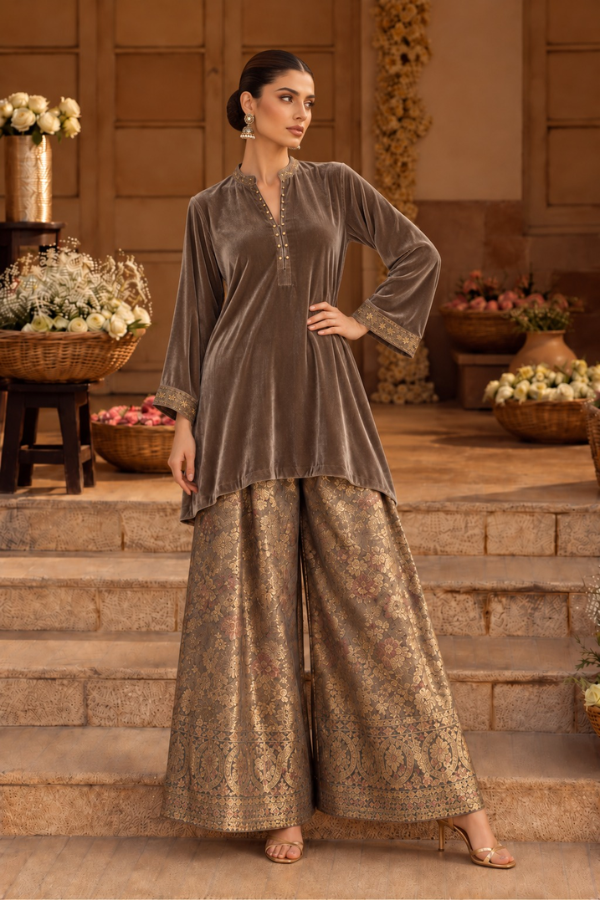UMBRIEL - LC-UMB-3085
